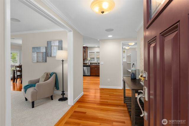 14518 112th Avenue NE, Kirkland, WA 98034