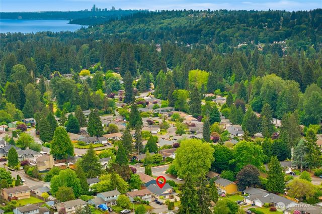 14518 112th Avenue NE, Kirkland, WA 98034