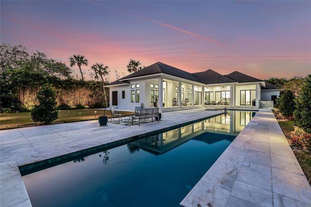 790 Lake Drive, Vero Beach, FL 32963