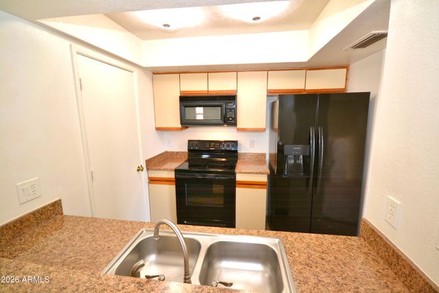 1333 E Morten Avenue 210, Phoenix, AZ 85020