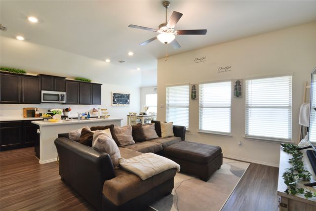 465 Pollyann Trail, Fort Worth, TX 76052