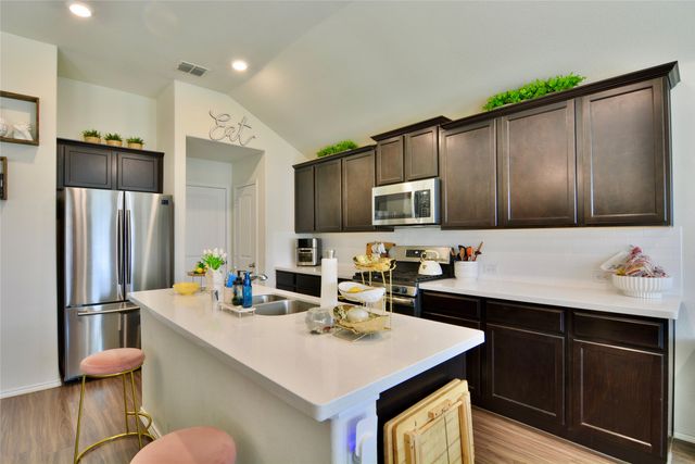 465 Pollyann Trail, Fort Worth, TX 76052