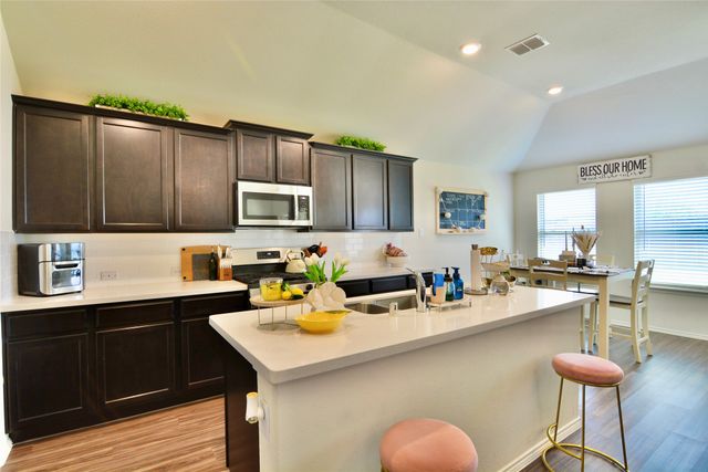 465 Pollyann Trail, Fort Worth, TX 76052