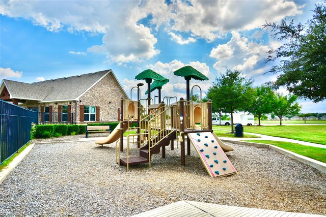 465 Pollyann Trail, Fort Worth, TX 76052