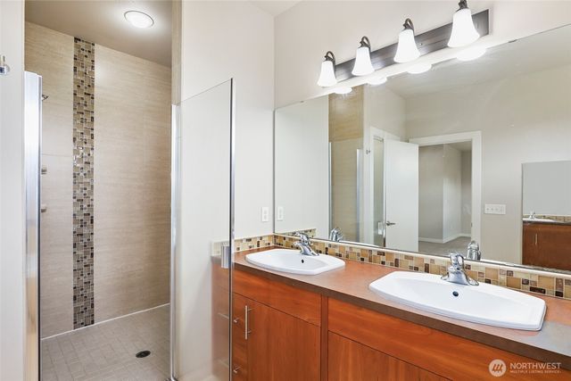 3128 Banks Lane SW, Olympia, WA 98512