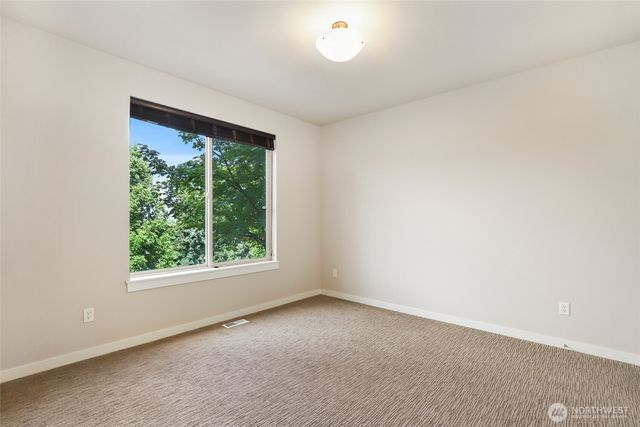 3128 Banks Lane SW, Olympia, WA 98512