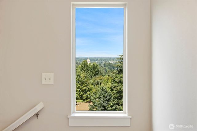 3128 Banks Lane SW, Olympia, WA 98512