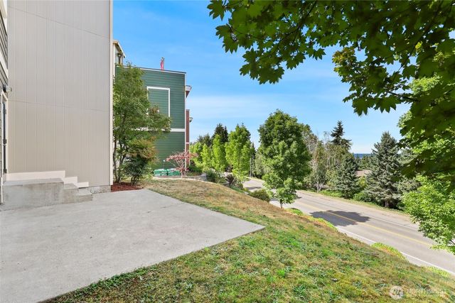 3128 Banks Lane SW, Olympia, WA 98512