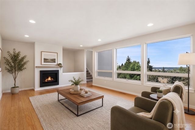 3128 Banks Lane SW, Olympia, WA 98512