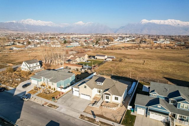 1132 N TITAN DR, Lehi, UT 84043