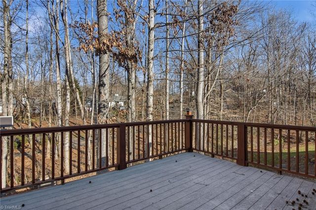 213 Ridgehaven Drive, Winston-salem, NC 27104