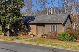 213 Ridgehaven Drive, Winston-salem, NC 27104