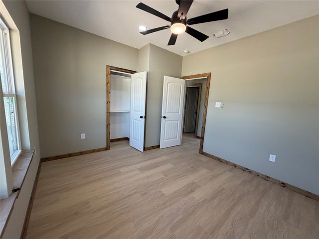 1040 Rays Way, Weatherford, TX 76085
