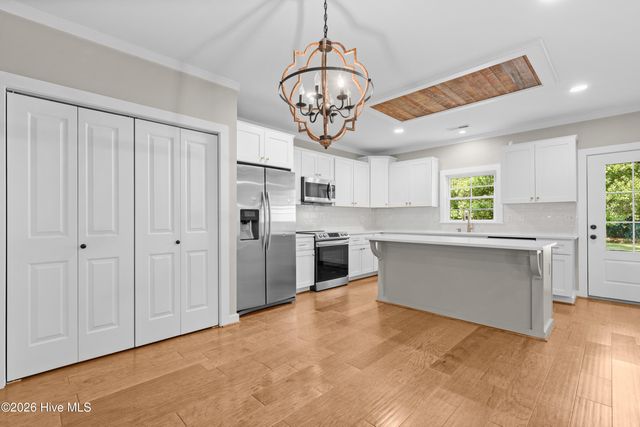 215 S Grape Street, Pinebluff, NC 28373