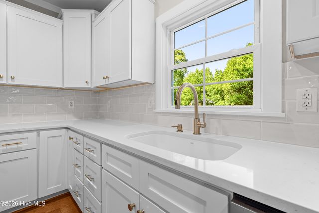 215 S Grape Street, Pinebluff, NC 28373