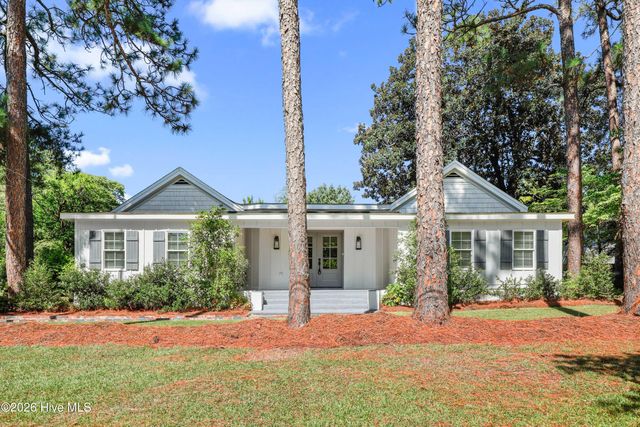 215 S Grape Street, Pinebluff, NC 28373