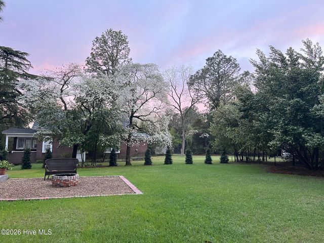 215 S Grape Street, Pinebluff, NC 28373