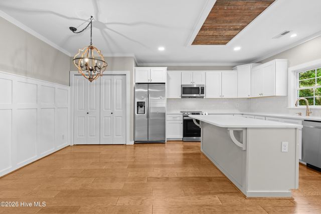 215 S Grape Street, Pinebluff, NC 28373