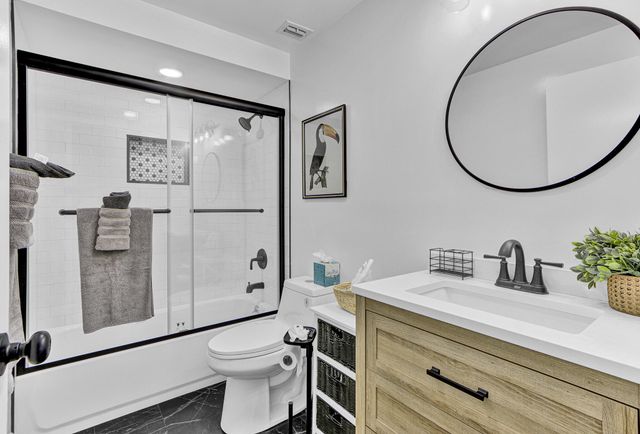 106 Club Drive, Palm Beach Gardens, FL 33418