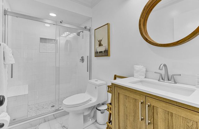 106 Club Drive, Palm Beach Gardens, FL 33418