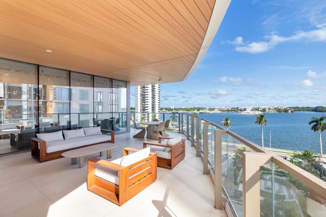 1333 S FLAGLER Drive 402, West Palm Beach, FL 33401