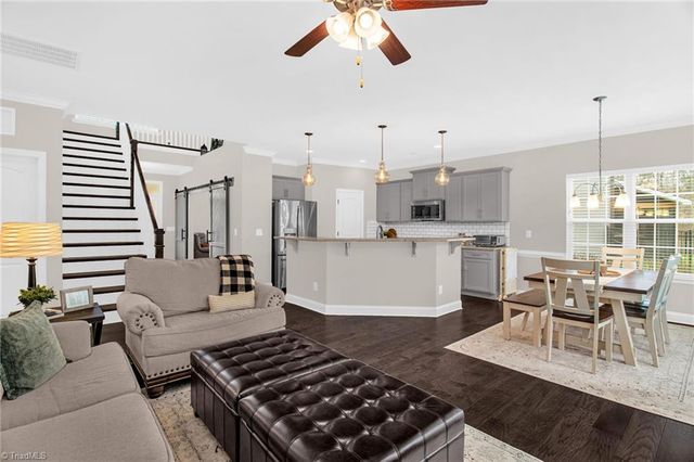 2502 Redwood Hill Court, Kernersville, NC 27284