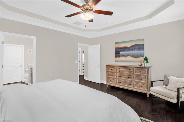 2502 Redwood Hill Court, Kernersville, NC 27284