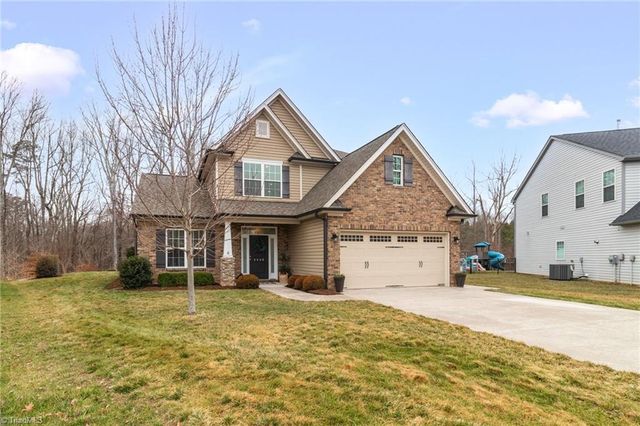 2502 Redwood Hill Court, Kernersville, NC 27284