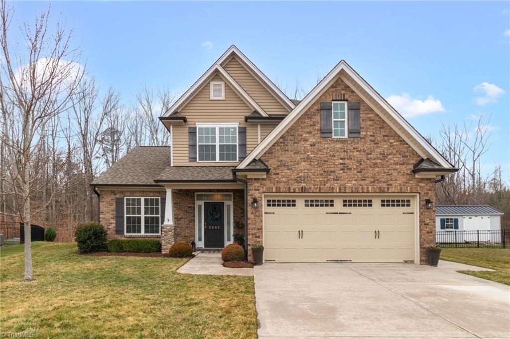 2502 Redwood Hill Court, Kernersville, NC 27284