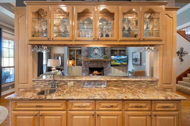 1429 Graham Lane, Port Neches, TX 77651