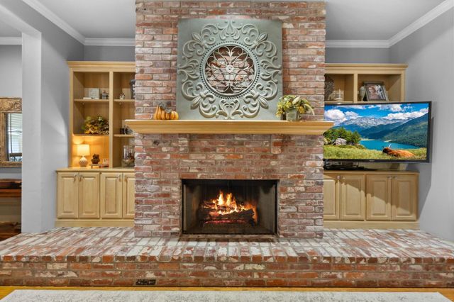 1429 Graham Lane, Port Neches, TX 77651