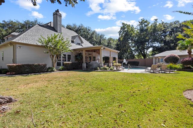 1429 Graham Lane, Port Neches, TX 77651