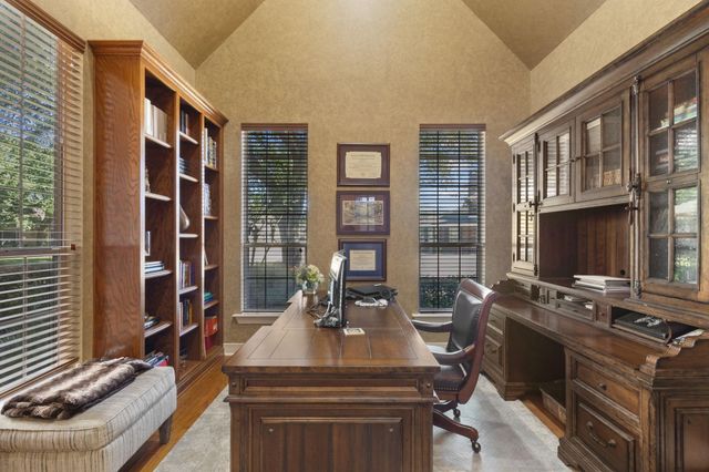 1429 Graham Lane, Port Neches, TX 77651