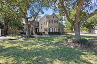 1429 Graham Lane, Port Neches, TX 77651