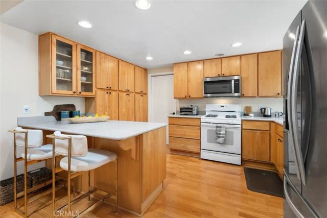17261 Citron, Irvine, CA 92612