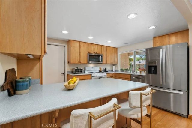 17261 Citron, Irvine, CA 92612