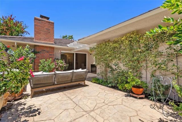 17261 Citron, Irvine, CA 92612