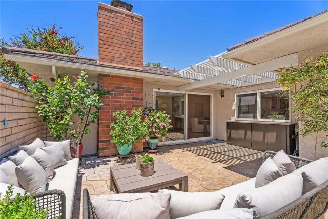 17261 Citron, Irvine, CA 92612