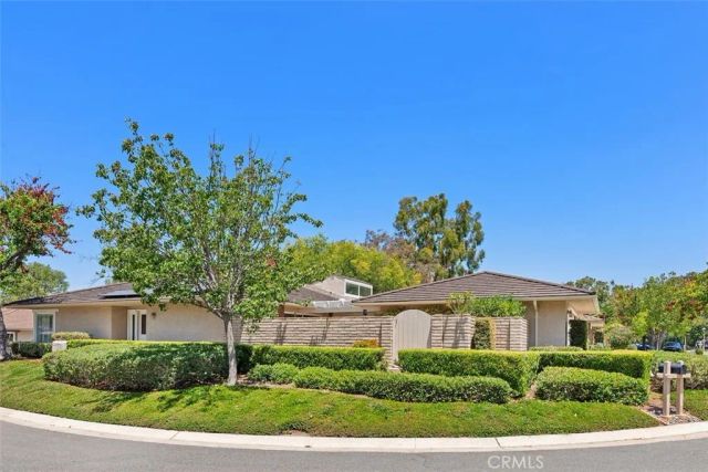 17261 Citron, Irvine, CA 92612