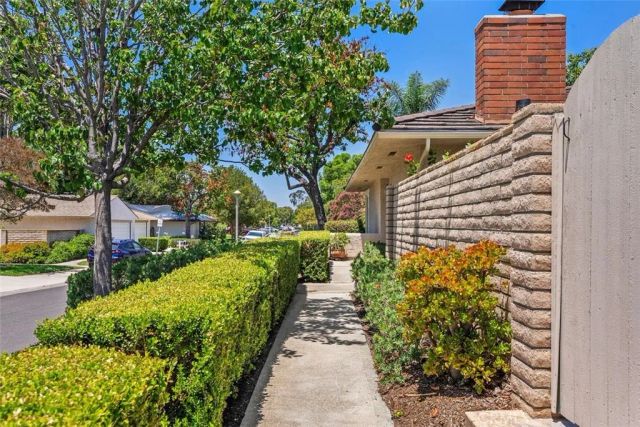 17261 Citron, Irvine, CA 92612