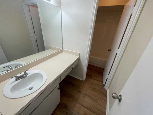 3149 Tudor Lane 3151, Irving, TX 75060