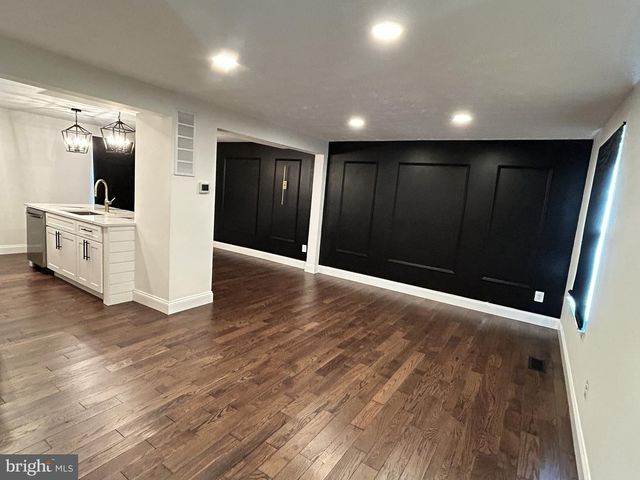 9 GAROBE CT, Baltimore, MD 21207