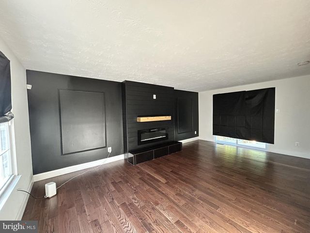9 GAROBE CT, Baltimore, MD 21207