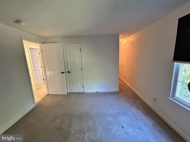 9 GAROBE CT, Baltimore, MD 21207