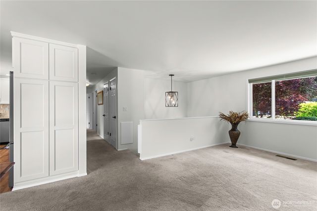 29718 3rd Avenue S, Federal Way, WA 98003