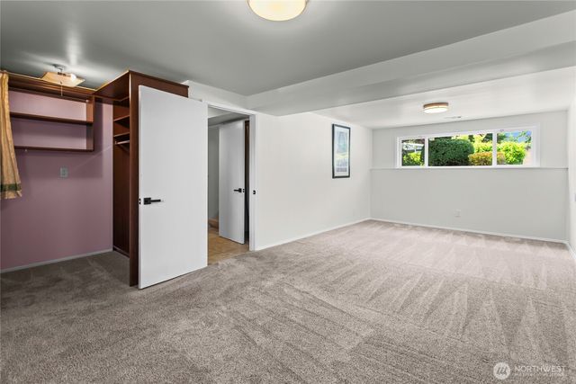 29718 3rd Avenue S, Federal Way, WA 98003