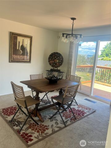 29718 3rd Avenue S, Federal Way, WA 98003