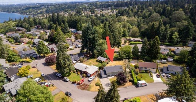 29718 3rd Avenue S, Federal Way, WA 98003
