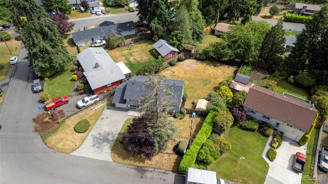 29718 3rd Avenue S, Federal Way, WA 98003