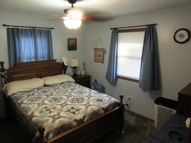 6435 N Wendell St, Park City, KS 67219